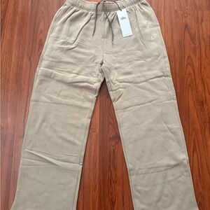 ALO Yoga Men's Beige Sweatpants